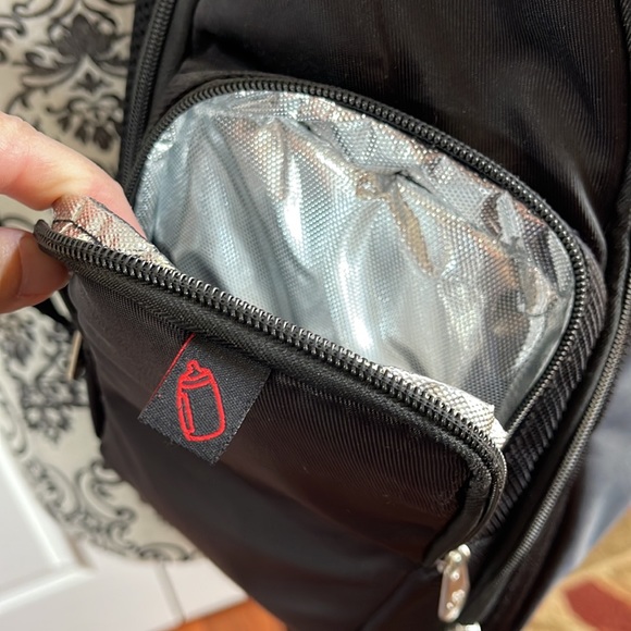 Fisher-Price Fastfinder Deluxe Backpack Diaper Bag - Picture 8 of 14